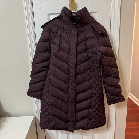 Kenneth Cole Women's Deep Purple Puffer Jacket - Picture 2 of 6